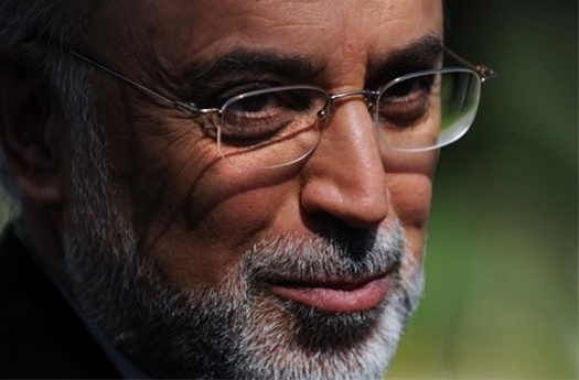 صالحی: اوائل دوره احمدی نژاد، هر کسی دنبال سهمش از وزارتخانه ها بود / احمدی نژاد گفت «شانسی آوردی که وزیر نشدی وگرنه قلم پایت را می شکستند» / گفته بودند همان هفته های اول صالحی را با خاک یکسان خواهیم کرد