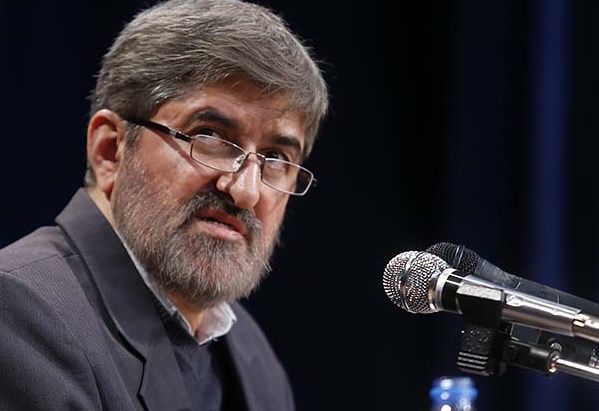 علی مطهری: چون احمدی نژاد از خودشان بود، سکوت می‌کردند، برای همین راهم را از مدعیان اصولگرایی جدا کردم / احمدی نژاد حتی یک ساعت نباید سر کار خود باقی می ماند / اگر مردم نیایند، مجلسی مثل مجلس فعلی تشکیل می شود