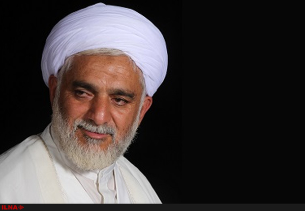 حجت الاسلام قرائتی :  کاسبان تحریم دلشان برای احمدی نژاد تنگ شده است